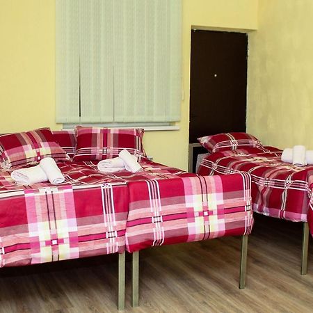 Bee Lucky Hostel And Tours Yerevan Exterior photo